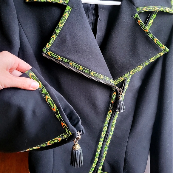 Gianni Versace blazer size US 6 - Picture 3 of 5